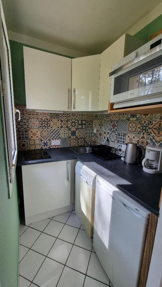 Paisible Au Coeur Du Golf Saint Laurent , Linge De Maison Et Menage Inclus Holiday home